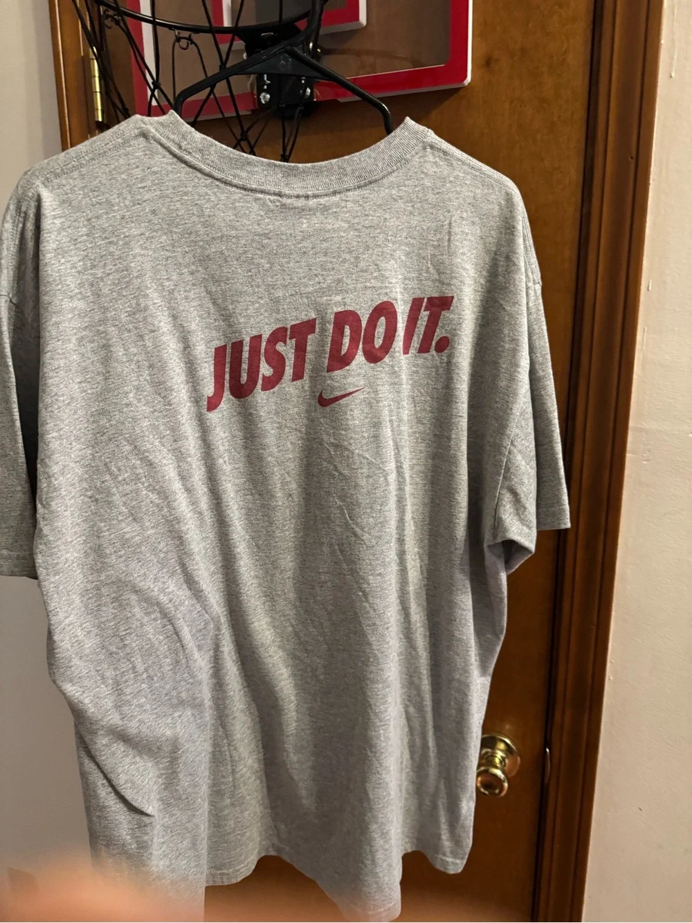 Nike Gray T‑Shirt with Crimson 'Crimson Tide Hoops' Graphic